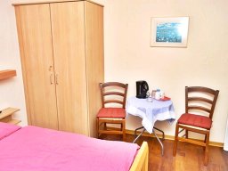 Doppelzimmer Nr.: 6